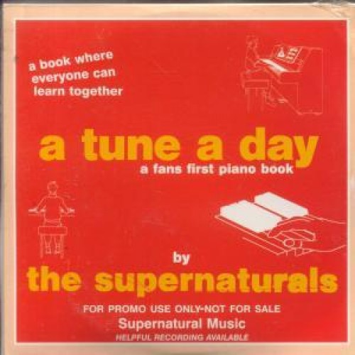 A TUNE A DAY A FAN FIRST PIANO BOOK